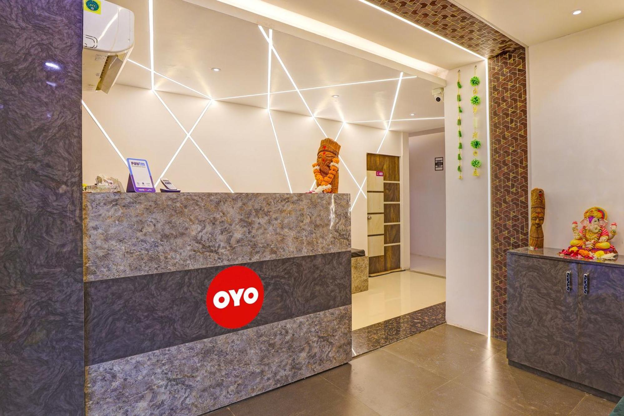 Hotel O Lotus Hotel سورات المظهر الخارجي الصورة