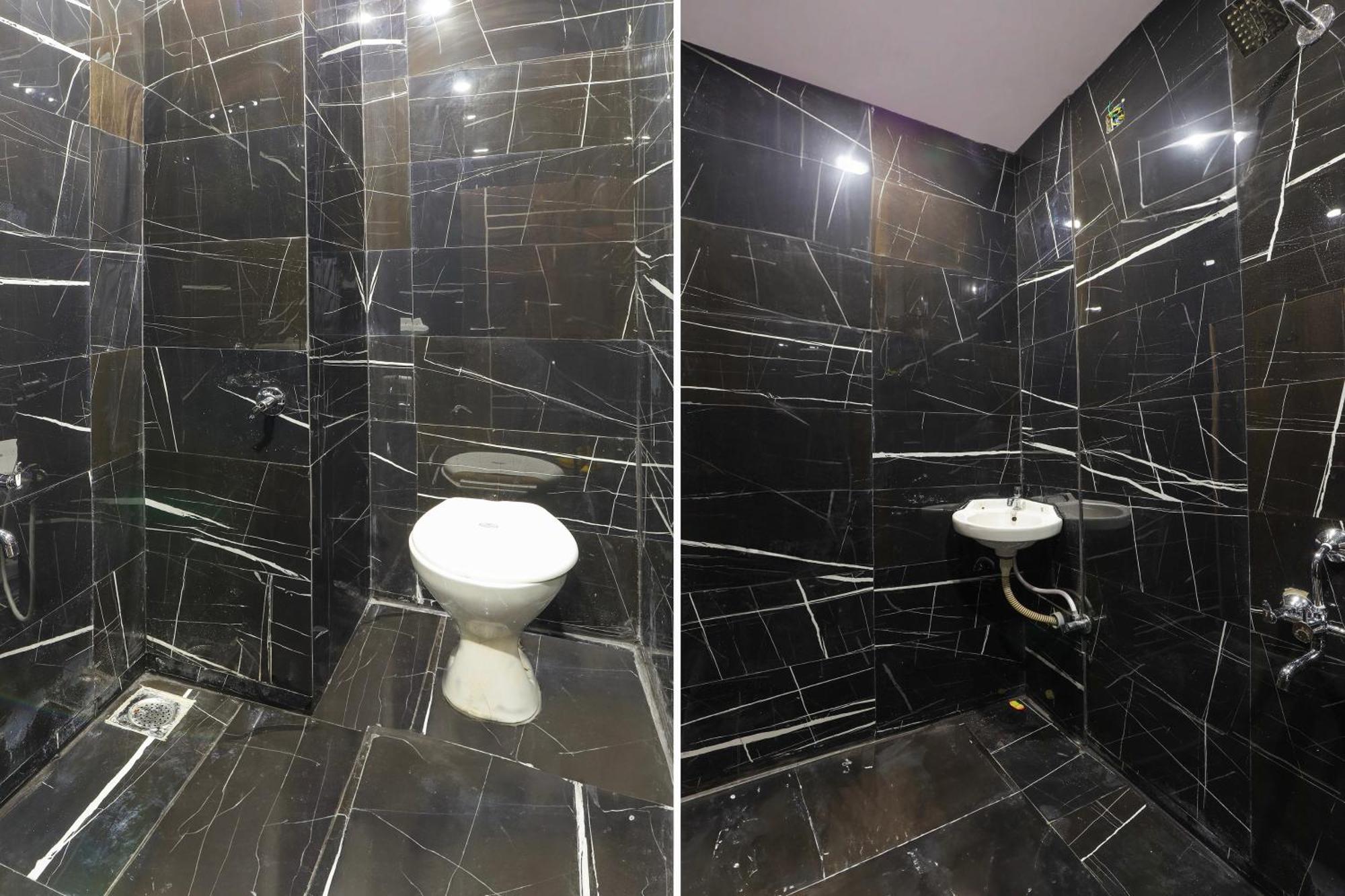 Hotel O Lotus Hotel سورات المظهر الخارجي الصورة