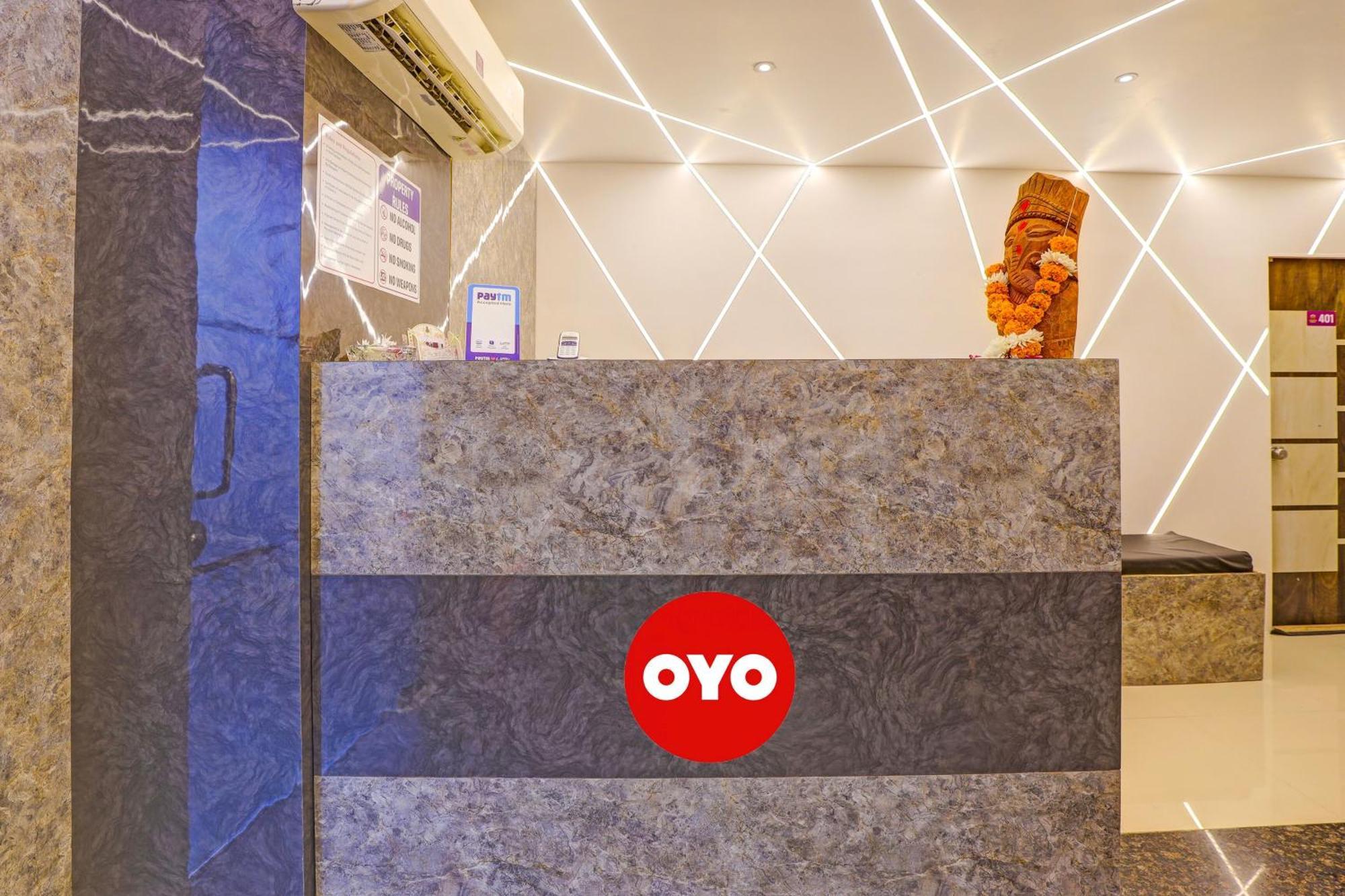 Hotel O Lotus Hotel سورات المظهر الخارجي الصورة